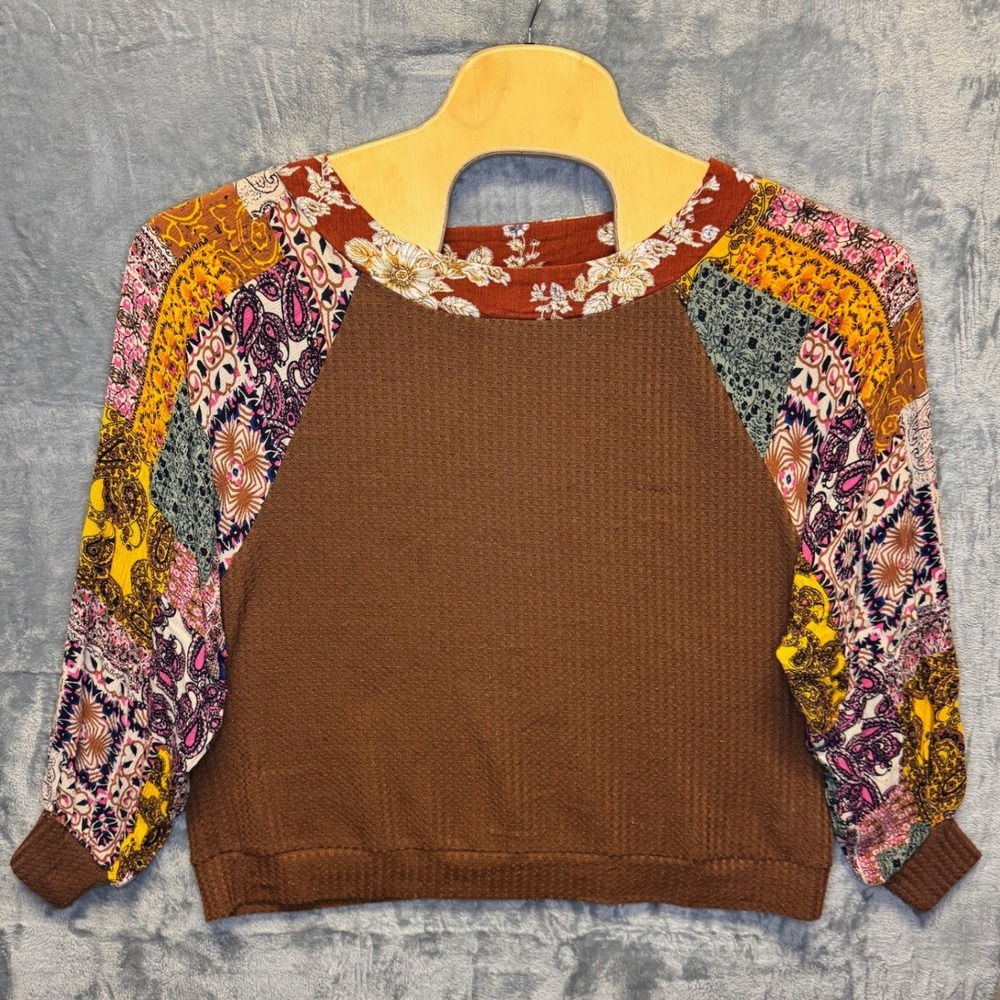 2205 | Umgee Boho Waffle Knit Patchwork Paisley Raglan Top Brown Women M